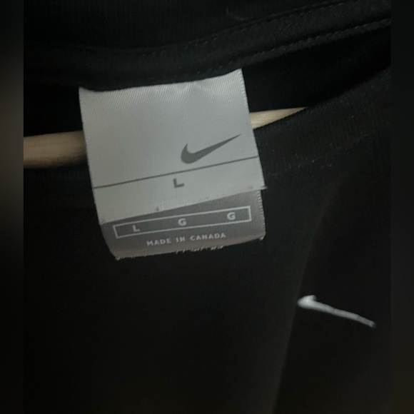 Nike long sleeve size large - Picture 3 of 3